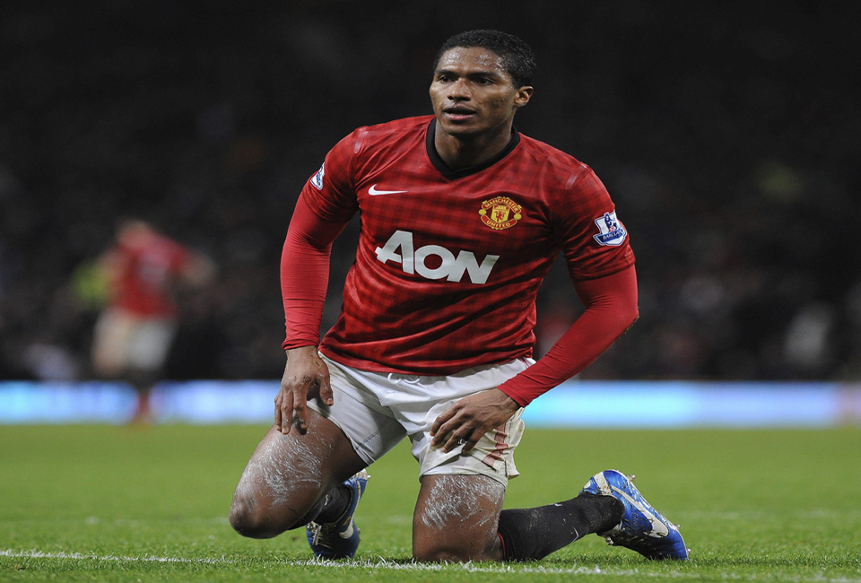 Antonio Valencia participa en triunfo 4-3 de Manchester United sobre Newcastle