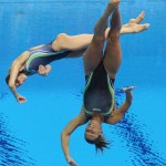 LONDRES. Las saltadoras italianas Tania Cagnotto y Francesca Dallape durante la final de trampolín 3 m sincronizado femenino de Los Juegos Olímpicos de Londres 2012.Foto: EFE