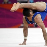 LONDRES. El estadounidense Danell Leyva realiza su ejercicio de suelo durante la final del concurso múltiple individual de gimnasia artística masculino durante los Juegos Olímpicos de 2012. Foto: EFE
