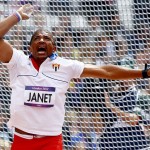 LONDRES. El cubano Roberto Janet compite en la prueba de lanzamiento de martillo en la competición de Atletismo en los Juegos Olímpicos de Londres 2012. Foto: EFE
