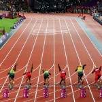 LONDRES. Atletas participan en la prueba de los 100 metros planos masculino, durante las competencias de atletismo de los Juegos Olímpicos Londres 2012. Foto: EFE