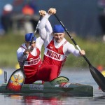 DORNEY. Los rusos Alexey Korovashkov (d) y IIya Pervukhin compiten para ganar la medalla de bronce en la final de Canoa doble (C2) de 1.000 metros masculino de los Juegos Olímpicos de Londres 2012 que se disputan en el canal Eton Dorney. Foto: EFE