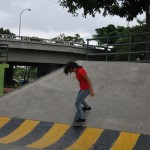 Dayanara García, de 17 años, practica skateboarding en el conjunto recreacional y deportivo Deportes Extremos Skateboarding y Bicicross. Dayanara García, de 17 años, practica skateboarding en el conjunto recreacional y deportivo Deportes Extremos Skateboarding y Bicicross.