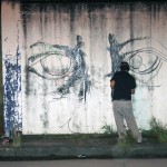 Christian dice que usualmente dibuja ojos. Para él son el elemento más honesto de las personas. Christian dice que usualmente dibuja ojos. Para él son el elemento más honesto de las personas.