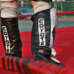 Las botas son indispensables en la lucha libre. Las botas son indispensables en la lucha libre.