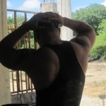 Para Gabriel, la vida de stripper no es fácil, y la actividad que realiza es malvista por la sociedad. Para Gabriel, la vida de stripper no es fácil, y la actividad que realiza es malvista por la sociedad.