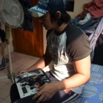 Andrés Milán fue el campeón de Street Fighter en el Campus Party 2011. Su control le recuerda cuando jugaba en máquinas de Arcade cuando era niño. Andrés Milán fue el campeón de Street Fighter en el Campus Party 2011. Su control le recuerda cuando jugaba en máquinas de Arcade cuando era niño.