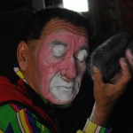 Los retoques son necesarios en el maquillaje de Fresco Solo.